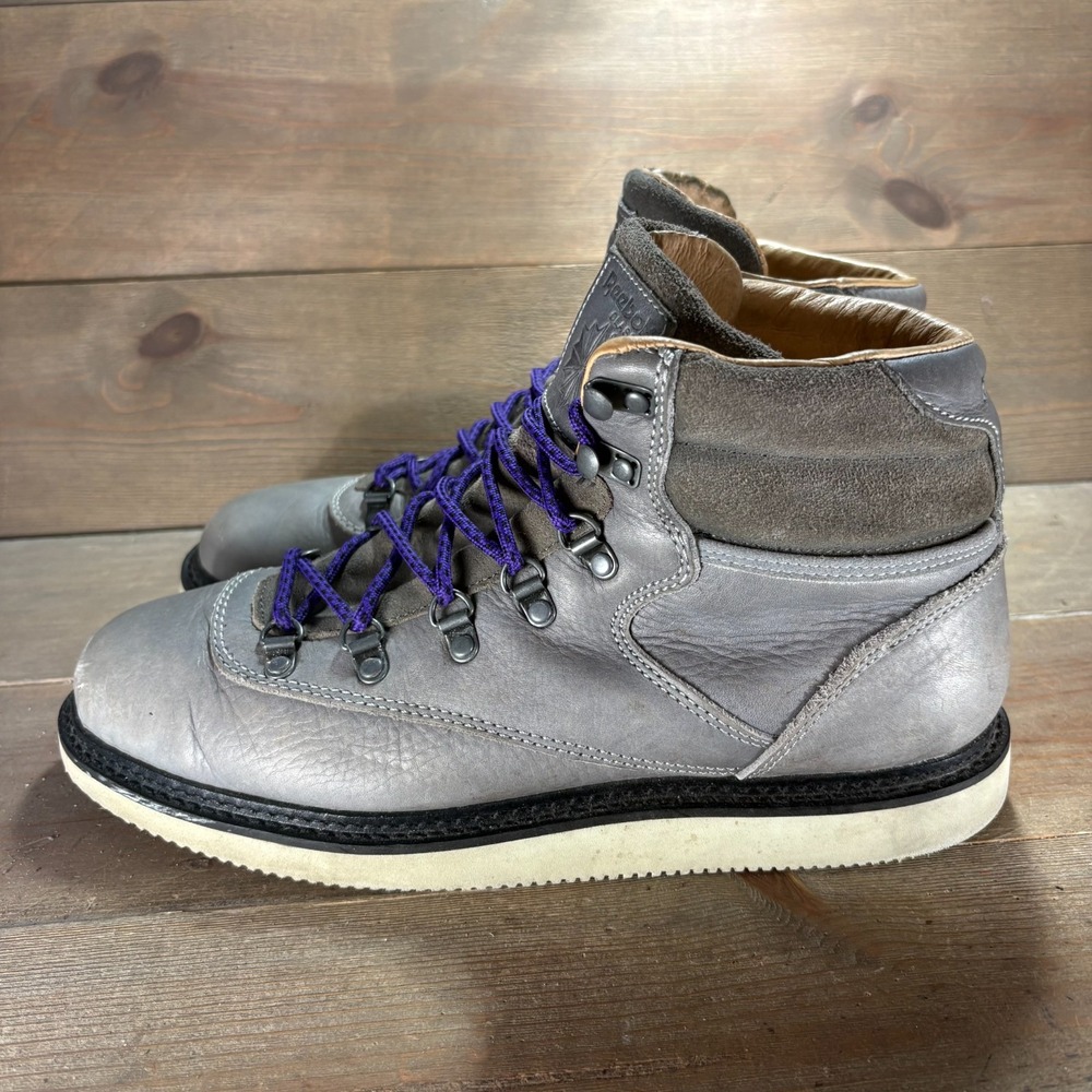 Reebok Exofit Mens size 11 shoes Gray Leather Purple Laces Hiking Boots